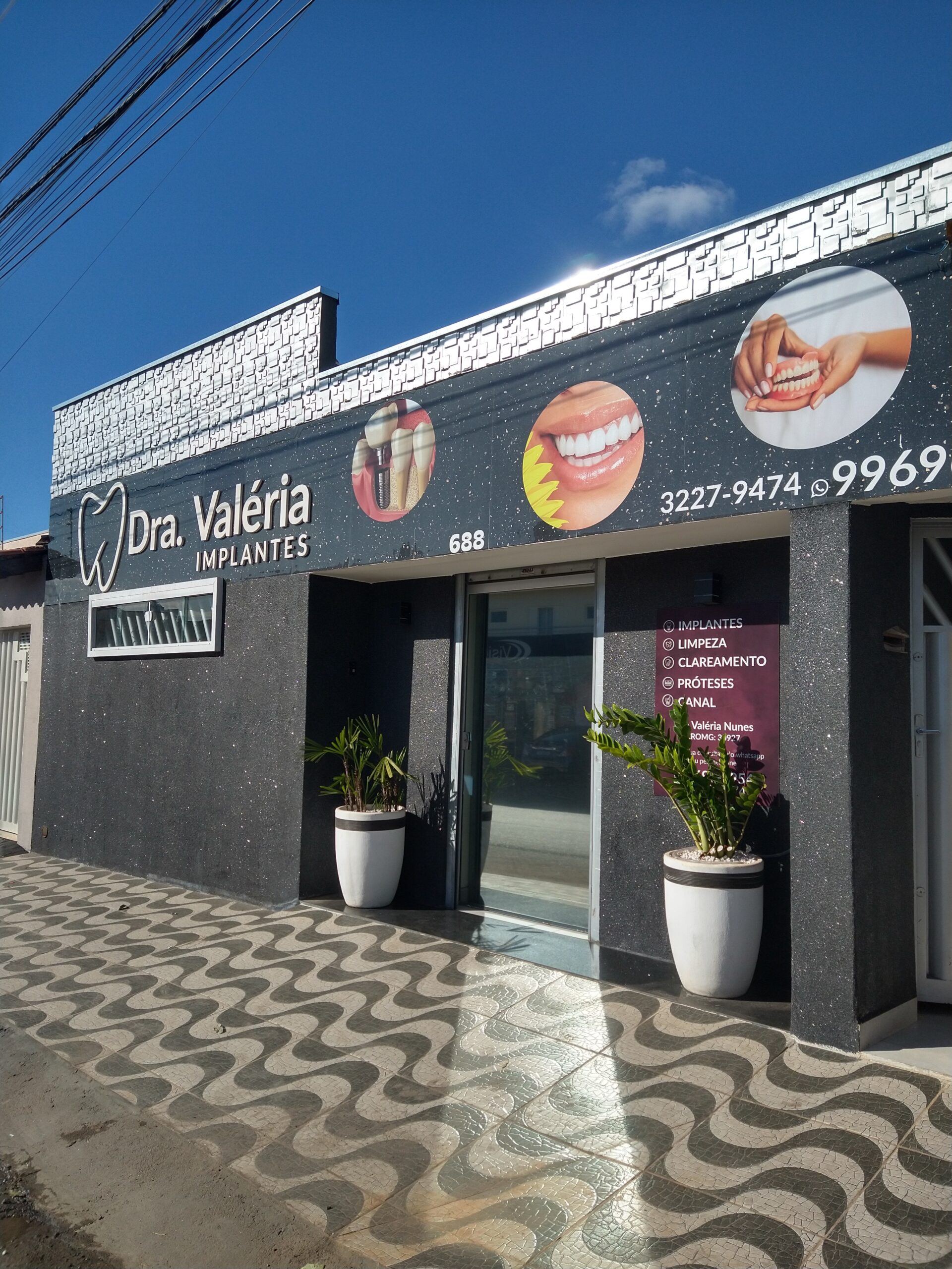 Fachada em Letra Caixa